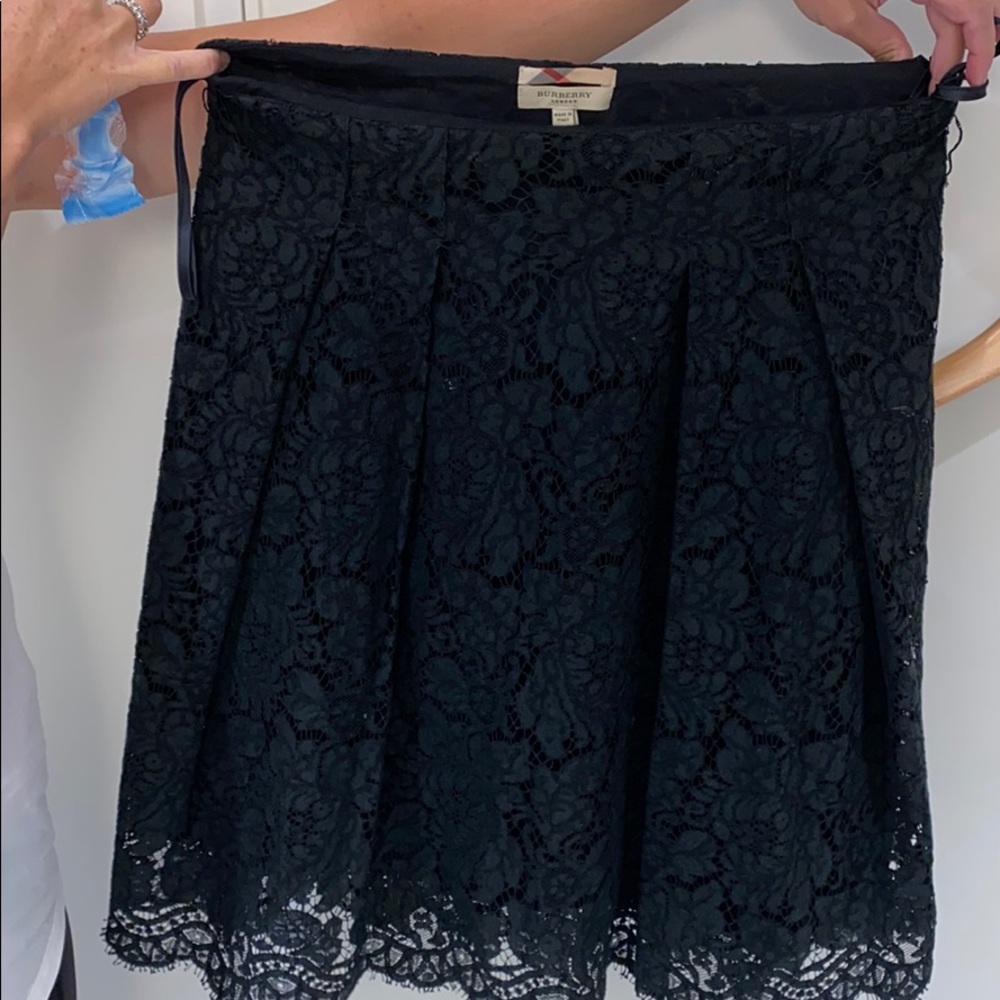 Burberry lace skirt